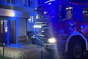 Legionowo: Zwłoki mężczyzny w bloku przy Sowińskiego-142941