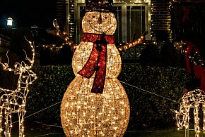 Świąteczny konkurs w Wieliszewie: udekoruj dom lub balkon i wygraj vouch...-143094