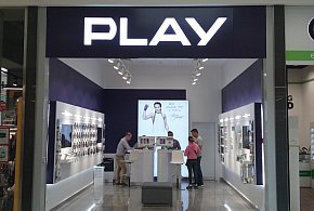 Potężna kara dla Play. Sieć ma zwrócić klientom pobrane środki-143148