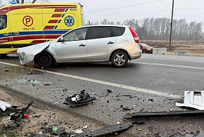 Nieporęt: Wypadek na DW631. Sześć osób w szpitalu-143608