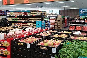 Do której będą otwarte sklepy w Sylwestra? Sieci podały graniczne godziny-143706