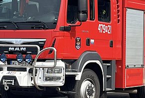 Pożar w domu w Wólce Radzymińskiej. Zapaliła się boazeria przy kominku