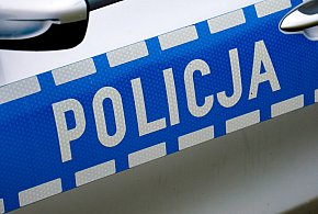 Wieliszew: Dwuletnie dziecko zatrzaśnięte w mieszkaniu