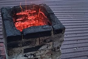 Kania Nowa: Pożar sadzy w domu przy Aroniowej