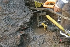 Jabłonna: Wyciek gazu przy DW630. Zamknęli drogę dla ruchu kołowego