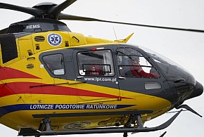 Poddębie: Wypadek dwóch nastolatków na hulajnodze. Interweniował śmigłowiec LPR