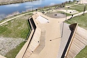 Piknik na start majówki w Wieliszewie. Park Świętojański w nowej odsłonie
