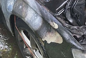 Chotomów: Audi stanęło w płomieniach