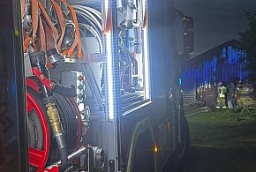 Wieliszew: Pożar w byłej kotłowni postawił na nogi służby