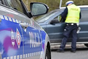 Łajski: Dostawczy mercedes uderzył w volkswagena