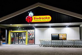 Wbiegł do Biedronki z nożem w ręku? Jest już w rękach policji