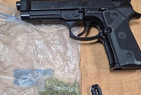 Legionowo: Uciekał z dworca PKP przed policją. Miał przy sobie wiatrówkę...