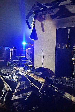 Łajski: Pożar w warsztacie samochodowym-2733