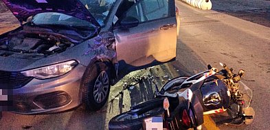 Michałów-Reginów: Zderzenie osobówki z motocyklem na DK61-141437