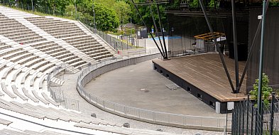 Amfiteatr przy plaży w Serocku. Starostwo zabezpieczy umowę darowizny...-143166