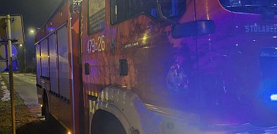 Samochód roztrzaskał się na ogrodzeniu posesji, z auta wypadł silnik...-143220