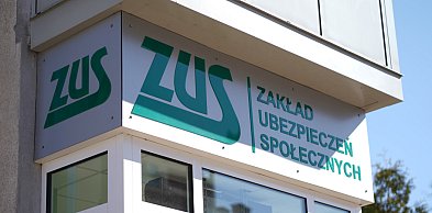 Ponad 50 tys. zł miesięcznie z ZUS-u. Tyle wynosi najwyższa emerytura w Polsce