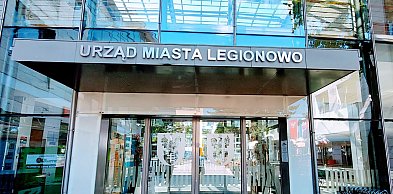 Legionowo: W ratuszu pojawią się ochrona oraz szyby w biurze obsługi