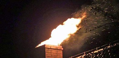 Legionowo: Pożar sadzy w domu przy Baczyńskiego