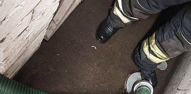 Jadwisin: W domu przy Spacerowej zalało piwnicę