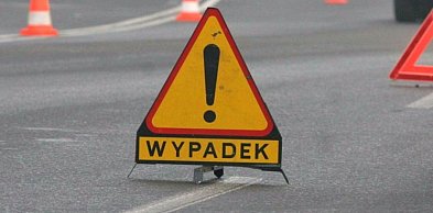 Nieporęt: Zderzenie osobówki z motocyklem na DW631