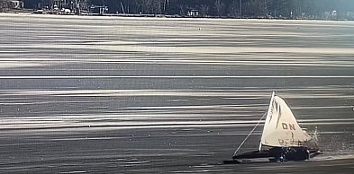 Jezioro Zegrzyńskie: Pod bojerem załamał się lód! LWOPR ostrzega (WIDEO)