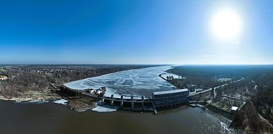 Zrzut wody z Jeziora Zegrzyńskiego. Poziom Narwi może gwałtownie wzrosnąć