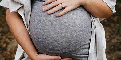 Ciąża zmienia mózg kobiety. Badania pokazują zanik części istoty szarej