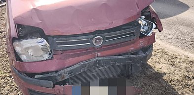 Kolizja dwóch samochodów i motocykla w Nieporęcie