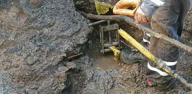 Jabłonna: Wyciek gazu przy DW630. Zamknęli drogę dla ruchu kołowego