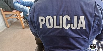 Legionowo: Zatrzymali poszukiwanego. Znaleźli mefedron i marihuanę
