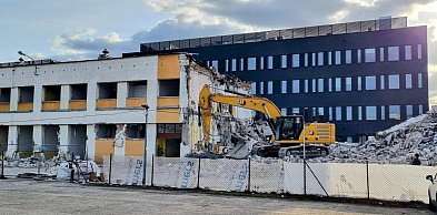 Legionowo: Wyburzają dawną siedzibę sądu i prokuratury [FOTO]