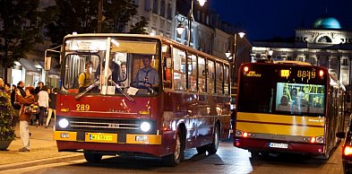 Noc Muzeów 2026 w Warszawie. Zabytkowe autobusy i tramwaje wyjadą na ulice