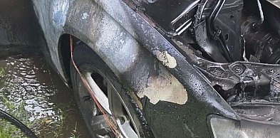 Chotomów: Audi stanęło w płomieniach