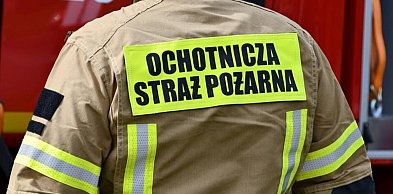 Sami ugasili pożar garażu, później poprosili o pomoc strażaków