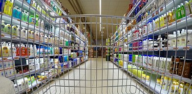 Serock: Małżeństwo seniorów regularnie okradało market