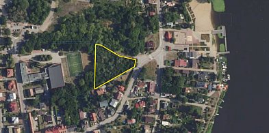 Serock: Niedaleko plaży ma powstać amfiteatr. Powiat przekazał działkę-142707