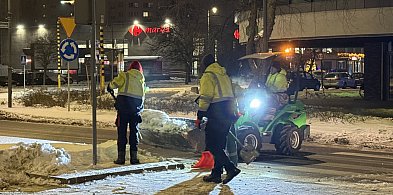 Miasto uruchamia telefon interwencyjny ws. odśnieżania. Przy dworcu maty...