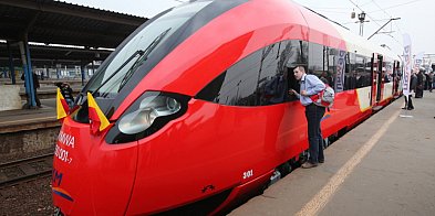 Pierwszy pociąg SKM wyjechał na tory 20 lat temu-141344