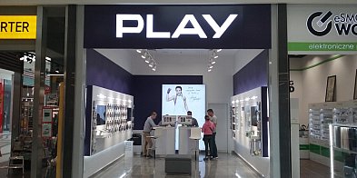 Potężna kara dla Play. Sieć ma zwrócić klientom pobrane środki-143148