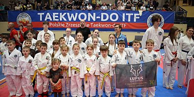 Sukces naszych taekwondzistów w Wieluniu. Zdobyli 17 medali