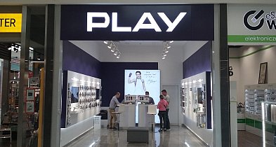 Potężna kara dla Play. Sieć ma zwrócić klientom pobrane środki-143148