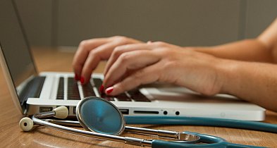 Centralna e-rejestracja do lekarza już działa. Tylu pacjentów zapisało...