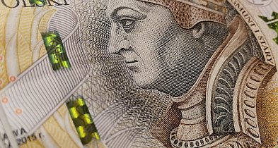 Średnio ponad 200 zł miesięcznie zyskali emeryci po przeliczeniu...