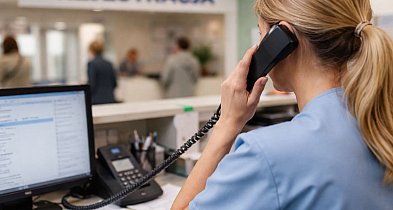 Nie odbierają telefonów w przychodni? "To naruszenie praw pacjentów"