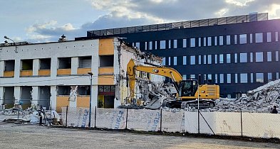 Legionowo: Wyburzają dawną siedzibę sądu i prokuratury [FOTO]