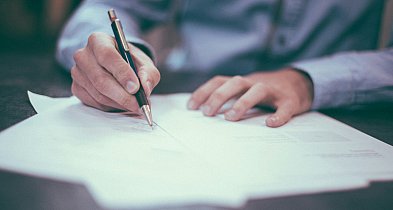 Będzie drożej u notariusza? Trwają prace nad waloryzacją taksy notarialnej