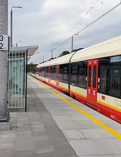 Serock: Dodatkowa linia autobusowa ułatwi dojazd do stacji SKM-140801