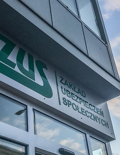 Kiedy ZUS wypłaci pieniądze po zmarłym? Wyjaśniamy zasady