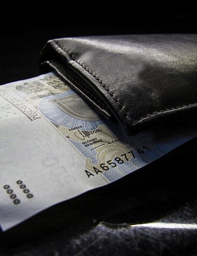 Podniosą próg podatkowy? W portfelach Polaków może zostać więcej pieniędzy